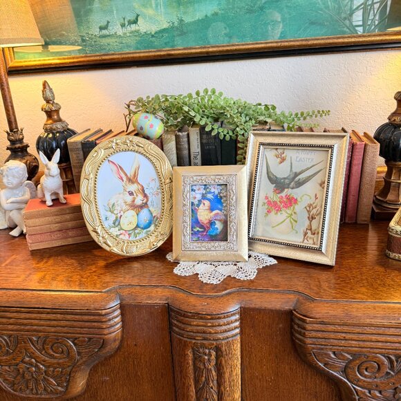 3 Vintage Frames with Easter Pictures - Picture 4 of 14